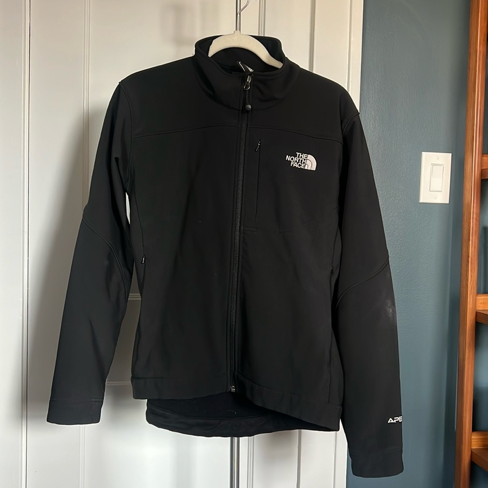 Black Northface Apex Jacket